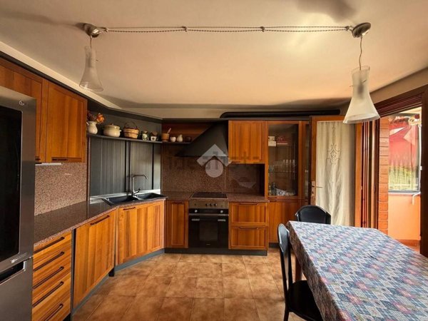 casa indipendente in vendita a Pieve di Soligo in zona Solighetto