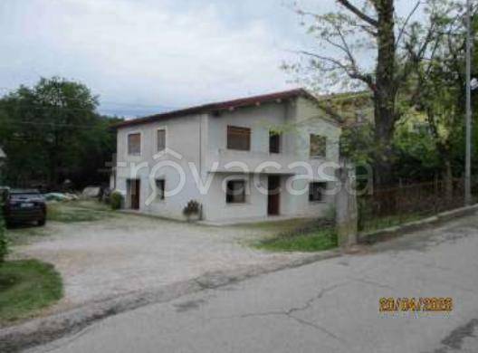 appartamento in vendita a Pieve di Soligo in zona Solighetto