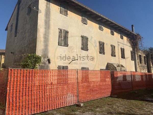 pentavano in vendita a Ponte di Piave