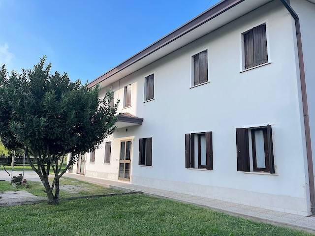 casa indipendente in vendita a Ponte di Piave in zona Negrisia