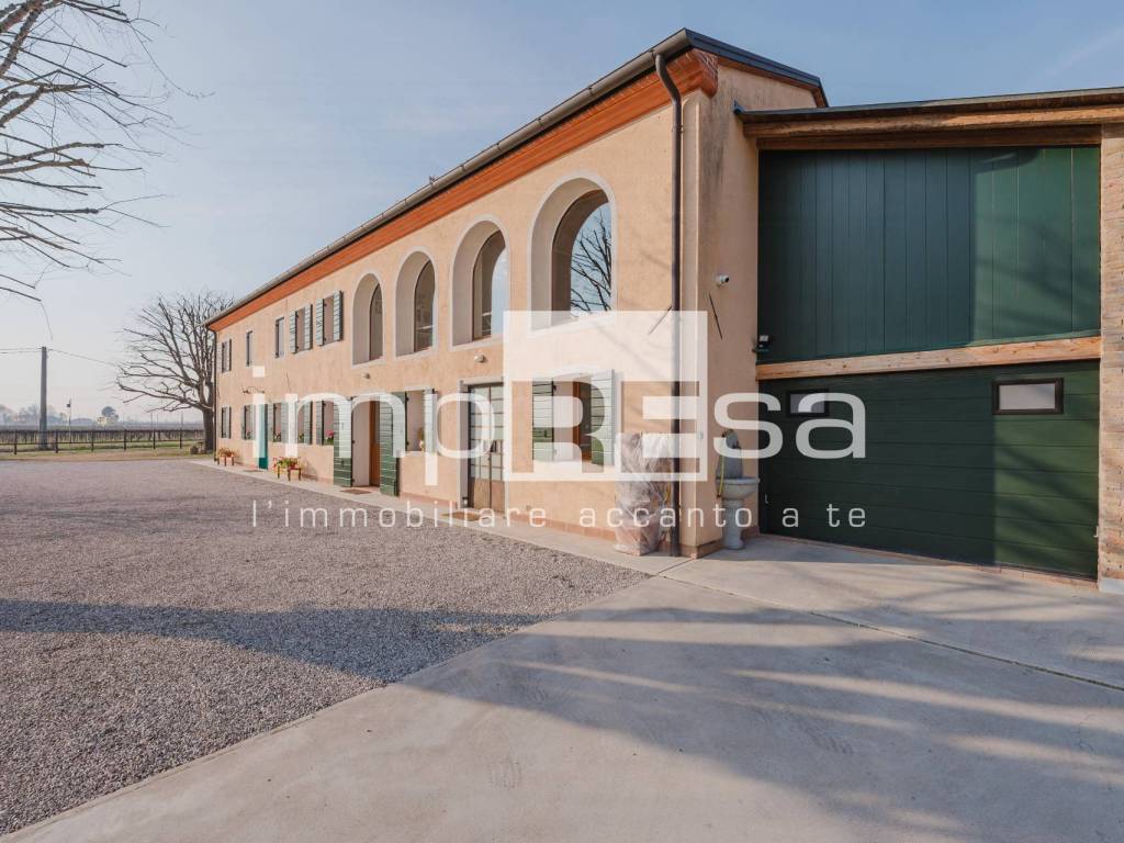 casa indipendente in vendita a Ponte di Piave in zona Negrisia