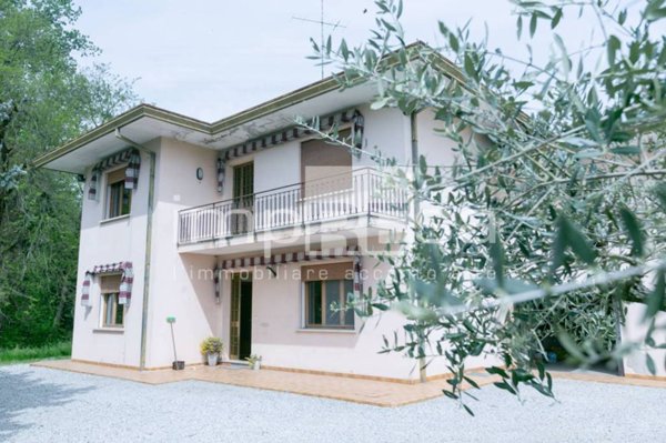 casa indipendente in vendita a Ponte di Piave in zona Negrisia
