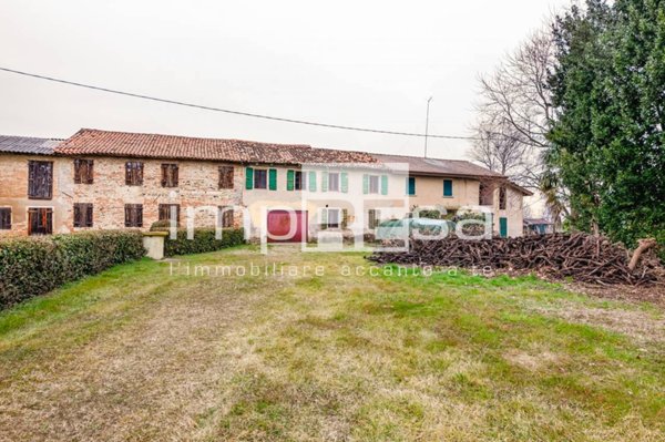casa indipendente in vendita a Ponte di Piave in zona Busco