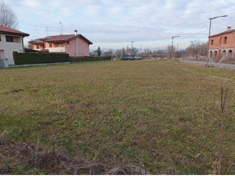 terreno in vendita a Ponte di Piave in zona Levada