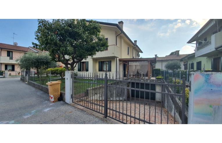 casa indipendente in vendita a Ponzano Veneto