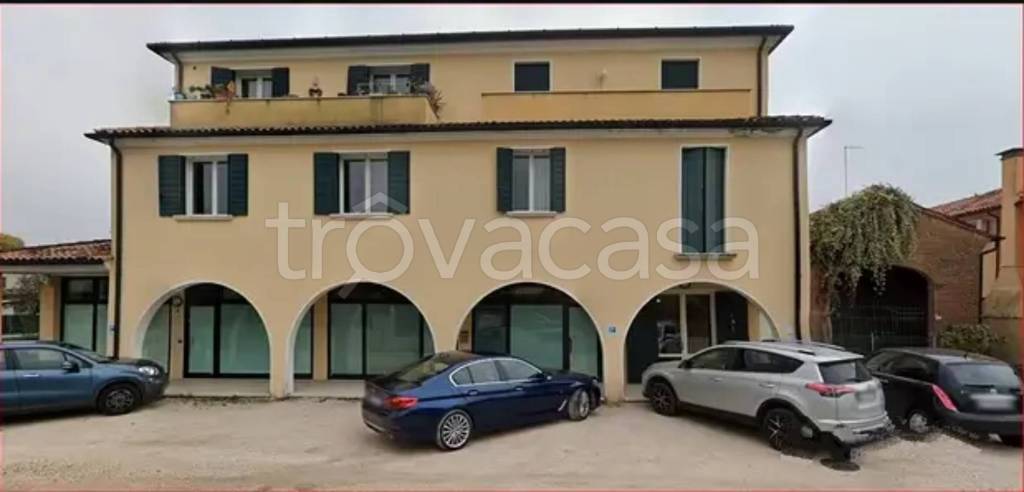ufficio in vendita a Ponzano Veneto in zona Merlengo