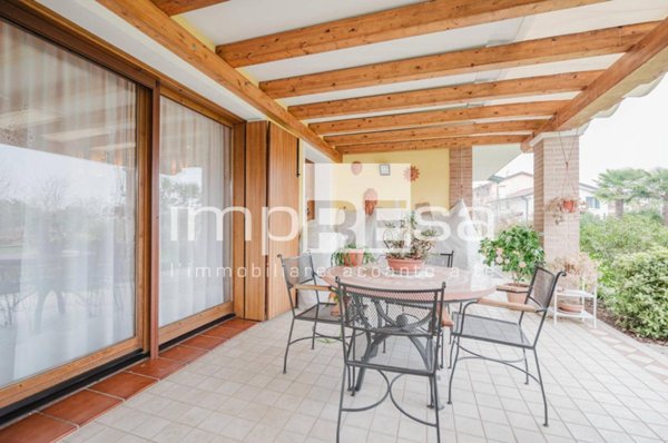 casa indipendente in vendita a Ponzano Veneto