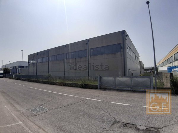 capannone in vendita a Ponzano Veneto