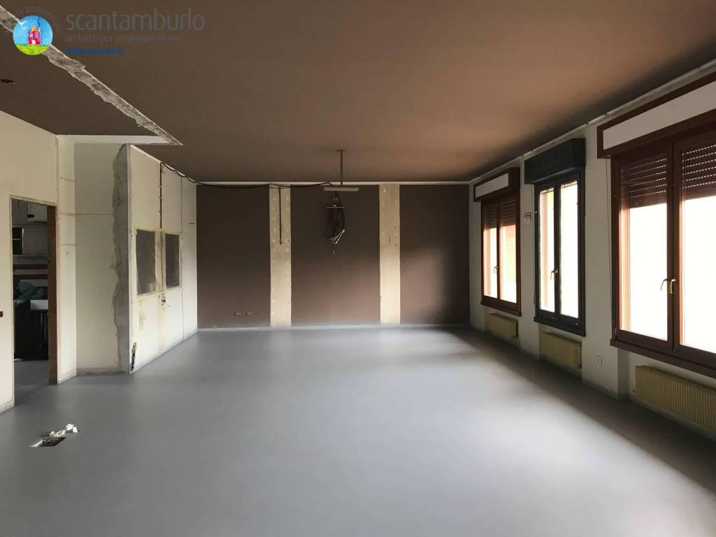 negozio in vendita a Ponzano Veneto
