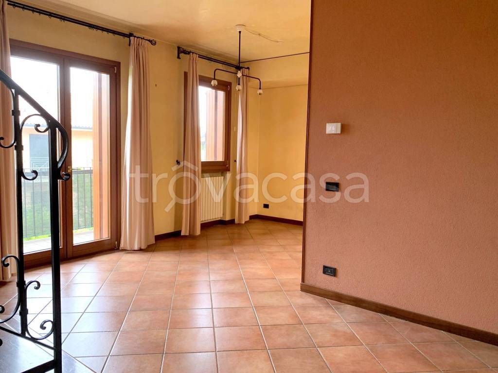 appartamento in vendita a Ponzano Veneto in zona Paderno