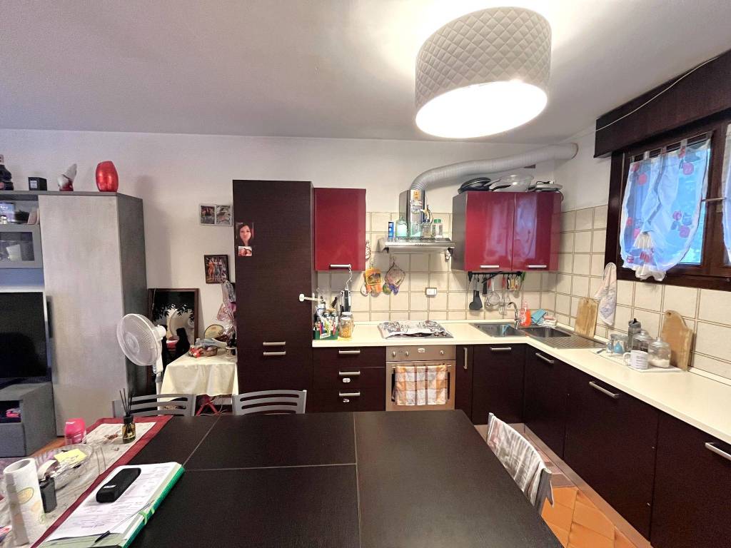 casa indipendente in vendita a Ponzano Veneto in zona Paderno