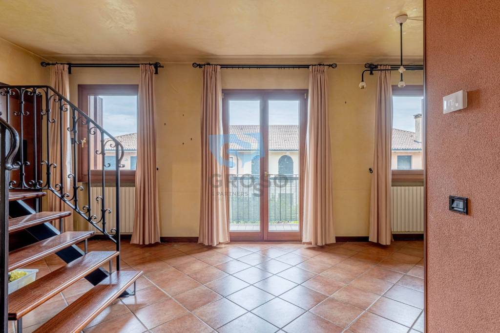 appartamento in vendita a Ponzano Veneto in zona Paderno