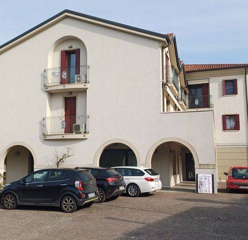 ufficio in vendita a Ponzano Veneto in zona Paderno