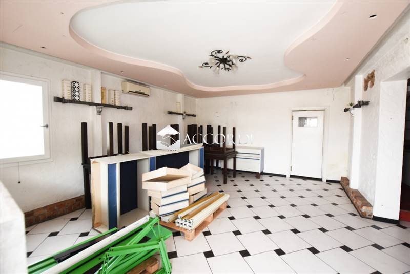 negozio in vendita a Ponzano Veneto