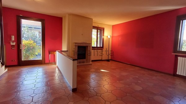 casa indipendente in vendita a Ponzano Veneto in zona Paderno