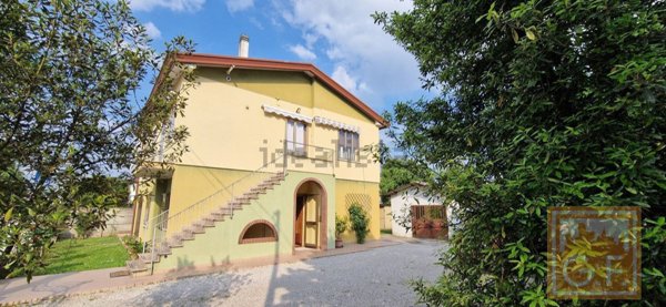 casa indipendente in vendita a Ponzano Veneto