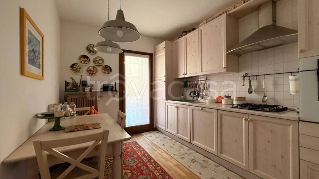 casa indipendente in vendita a Ponzano Veneto in zona Paderno