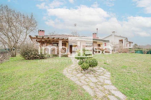 casa indipendente in vendita a Ponzano Veneto