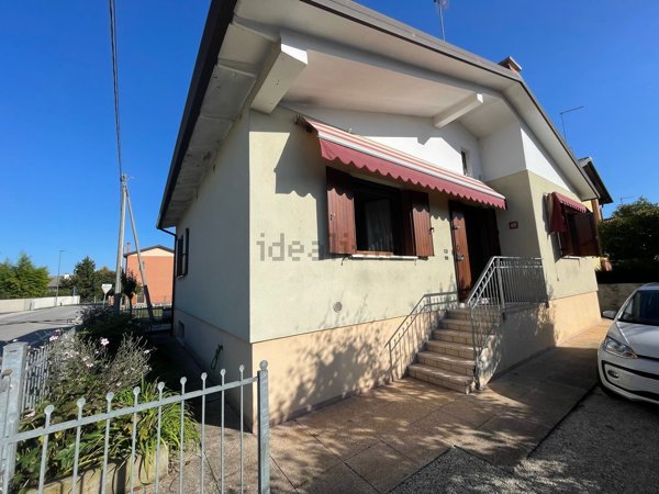 casa indipendente in vendita a Ponzano Veneto