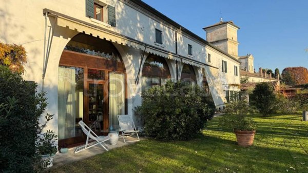 appartamento in vendita a Ponzano Veneto in zona Merlengo