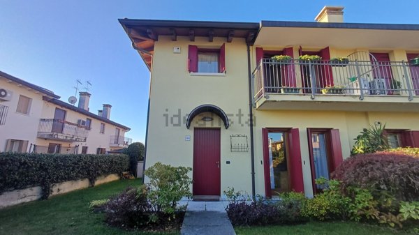 casa indipendente in vendita a Ponzano Veneto in zona Paderno