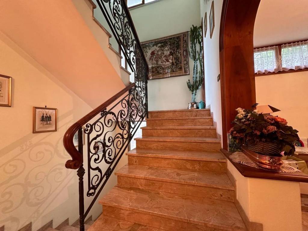 casa indipendente in vendita a Ponzano Veneto in zona Paderno