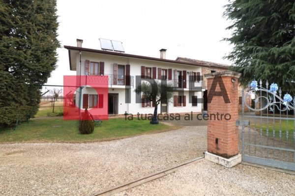 casa indipendente in vendita a Ponzano Veneto