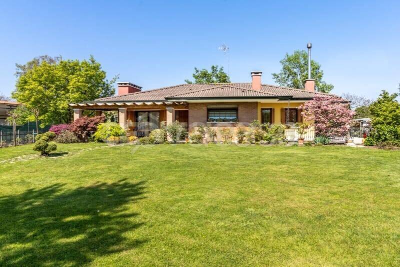 casa indipendente in vendita a Ponzano Veneto