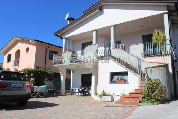 casa indipendente in vendita a Ponzano Veneto
