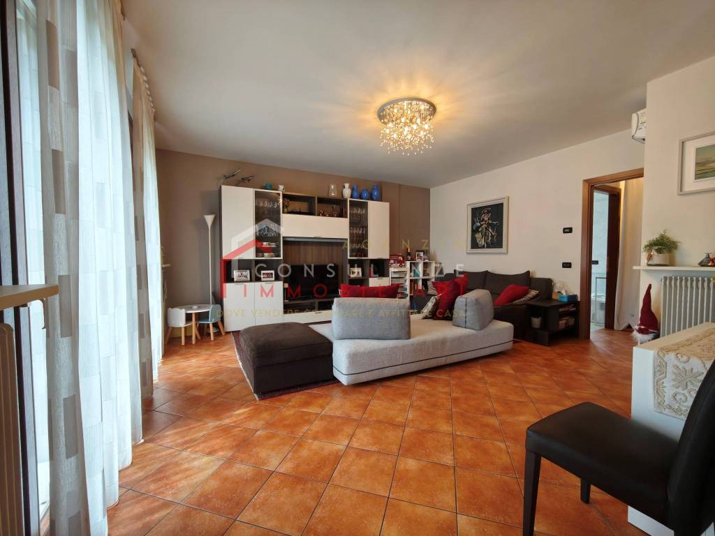 appartamento in vendita a Ponzano Veneto in zona Merlengo