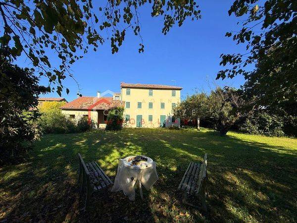 casa indipendente in vendita a Ponzano Veneto