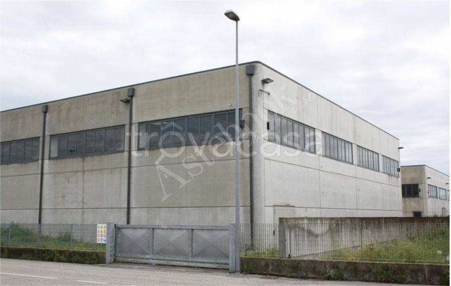 terreno edificabile in vendita a Ponzano Veneto