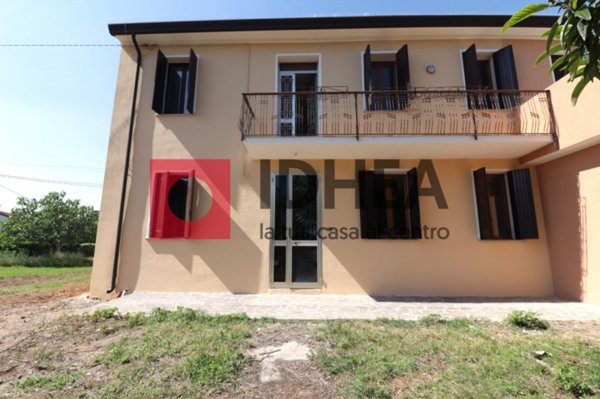 casa indipendente in vendita a Ponzano Veneto in zona Paderno