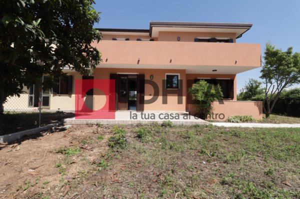 casa indipendente in vendita a Ponzano Veneto in zona Paderno