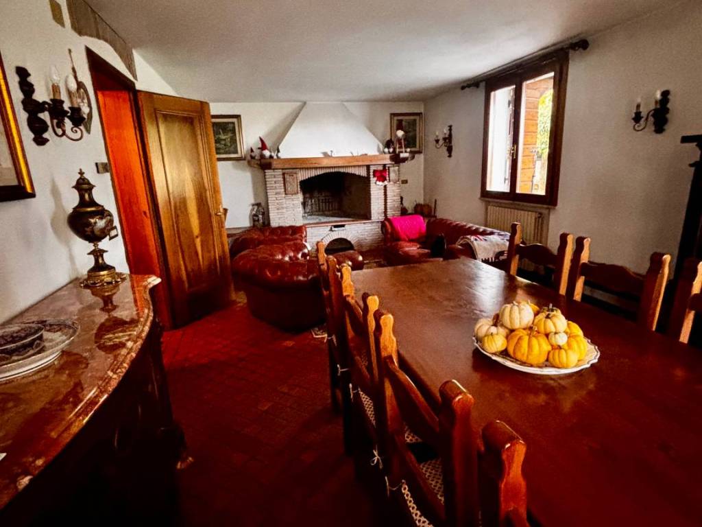 casa indipendente in vendita a Ponzano Veneto in zona Paderno