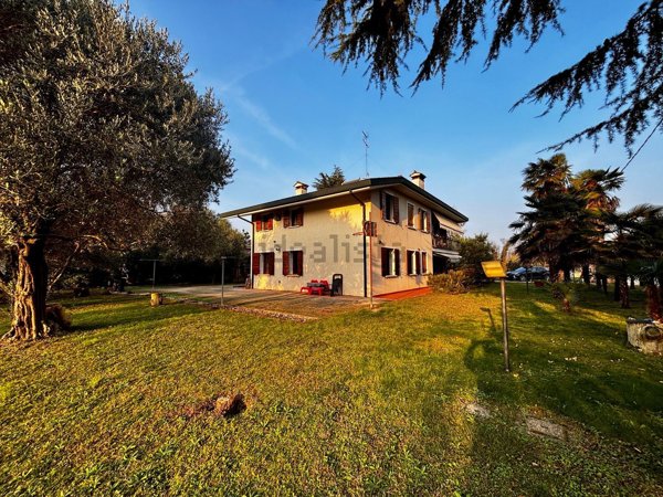 appartamento in vendita a Ponzano Veneto in zona Merlengo