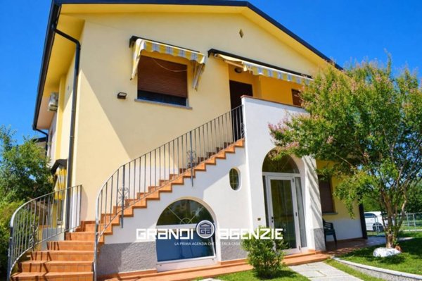 casa indipendente in vendita a Ponzano Veneto in zona Paderno