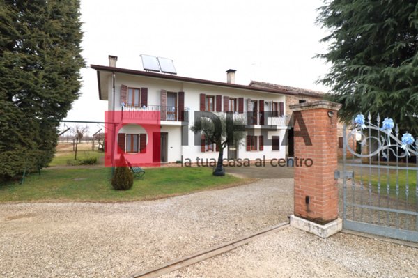 casa indipendente in vendita a Ponzano Veneto in zona Paderno