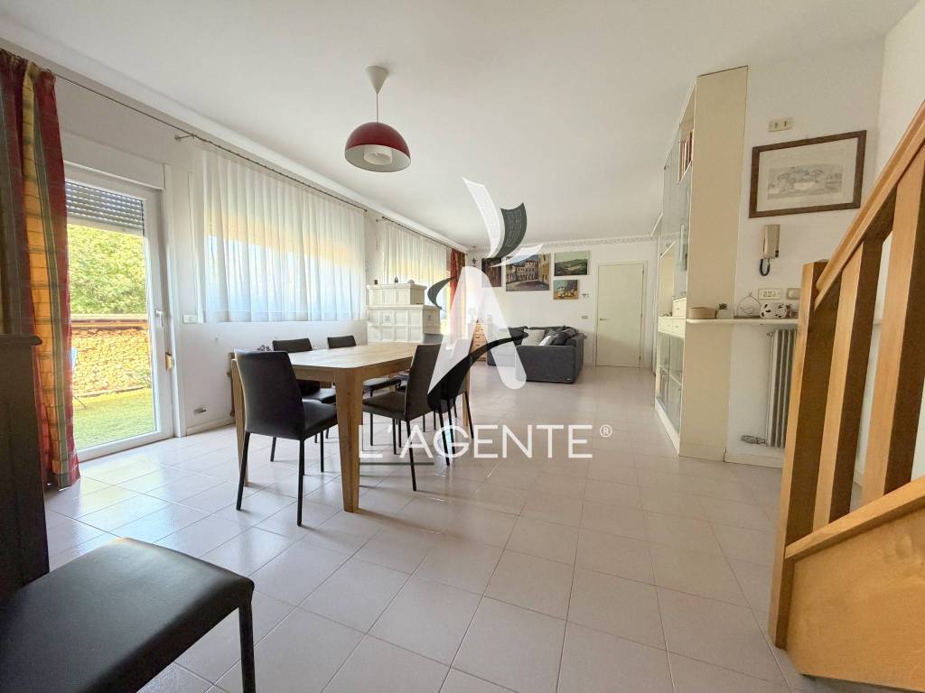 appartamento in vendita a Ponzano Veneto in zona Merlengo