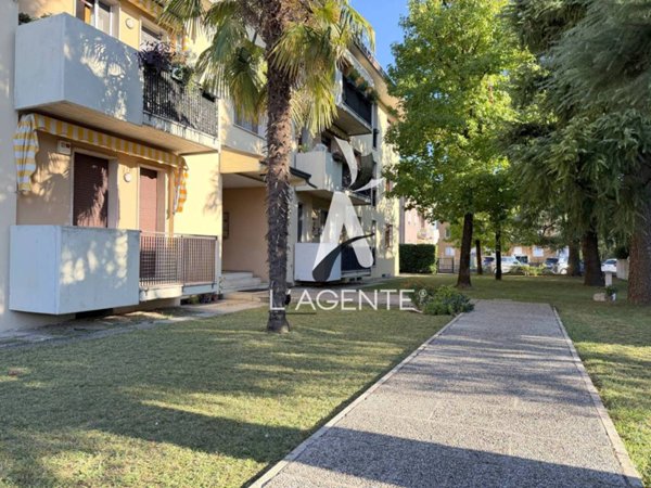 appartamento in vendita a Ponzano Veneto in zona Merlengo
