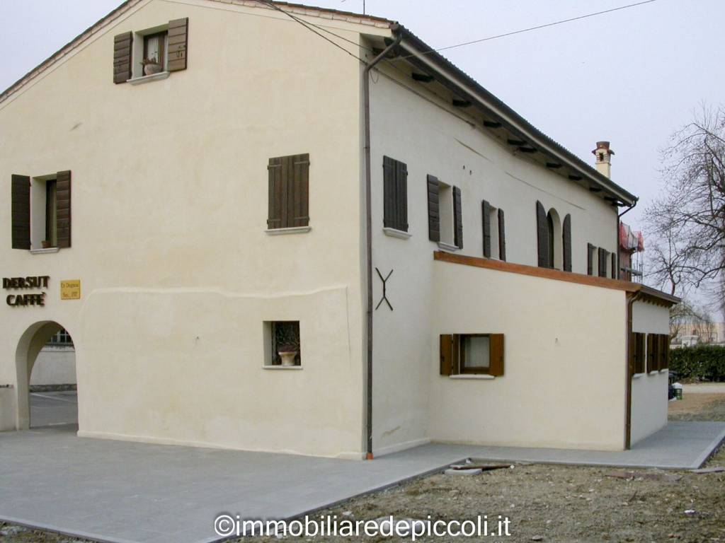negozio in vendita a Portobuffolè