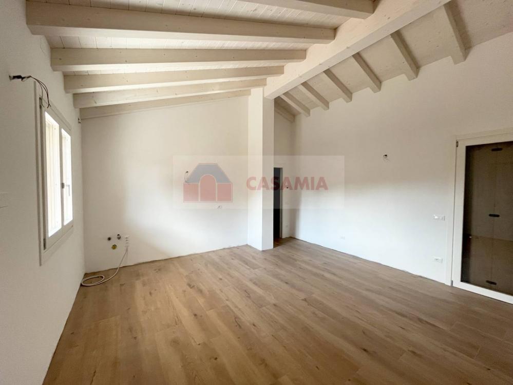 appartamento in vendita a Portobuffolè in zona Settimo