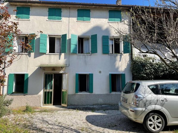 casa indipendente in vendita a Possagno