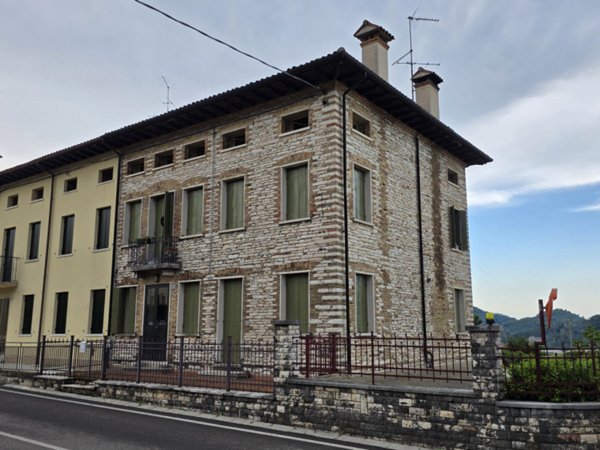 appartamento in vendita a Possagno