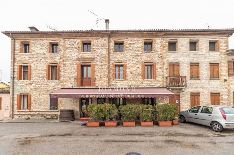 casa indipendente in vendita a Possagno in zona Rovèr