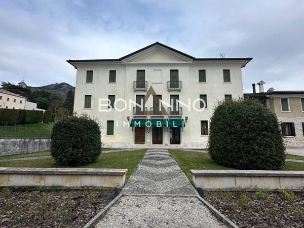 casa indipendente in vendita a Possagno