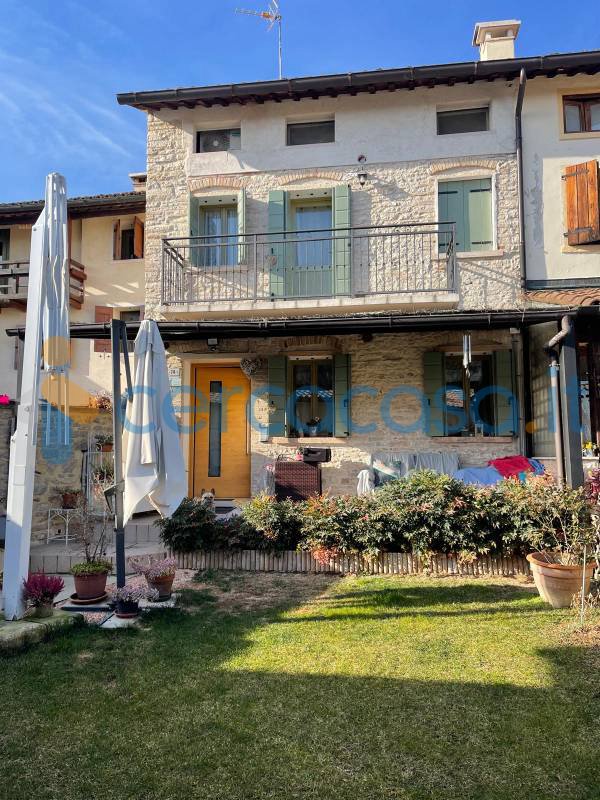 casa indipendente in vendita a Possagno