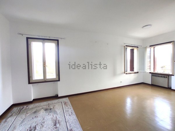 appartamento in vendita a Possagno in zona Rovèr