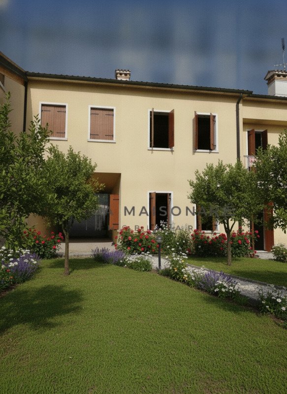 casa indipendente in vendita a Possagno in zona Rovèr