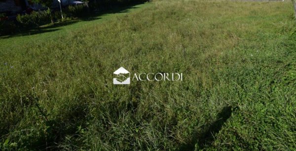 terreno edificabile in vendita a Possagno in zona Rovèr